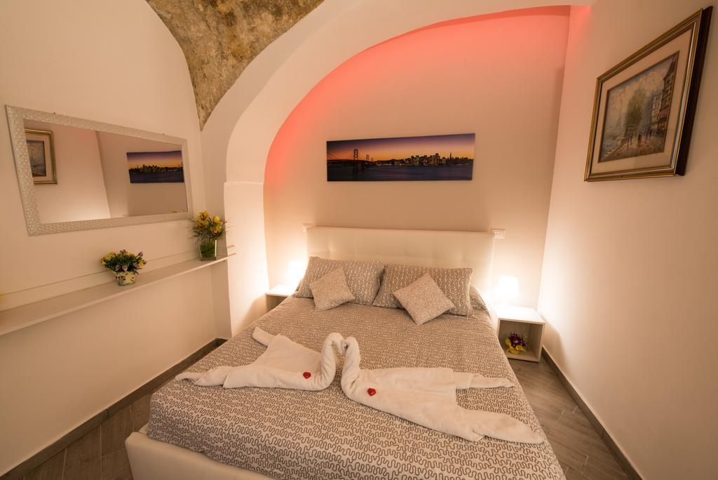 Petros Room Camere Salerno Zewnętrze zdjęcie