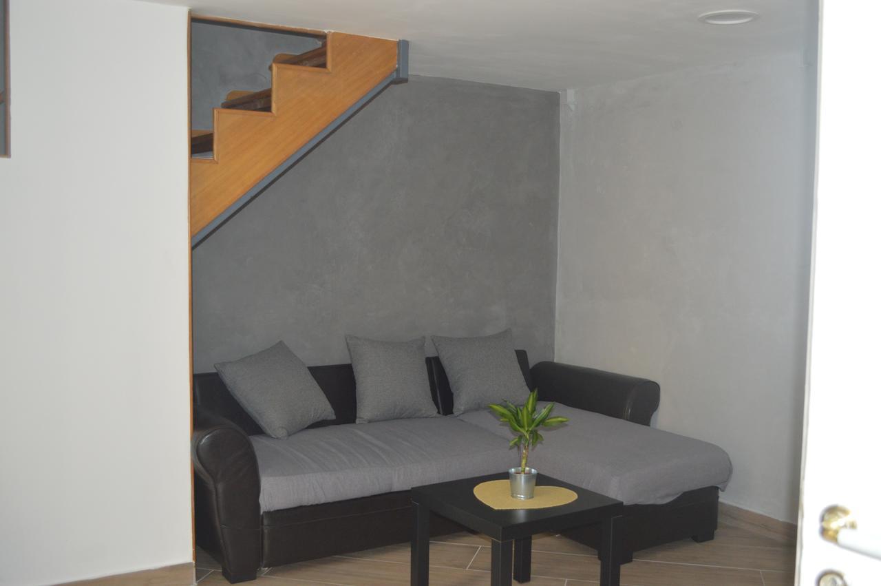 Petros Room Camere Salerno Zewnętrze zdjęcie